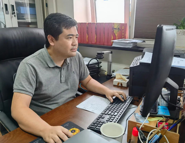 打開思想閘門 讓混改向縱深發(fā)展—省建科院第二黨支部開展解放思想大討論活動紀實(圖7)