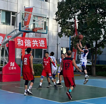 賽場結(jié)友誼 合作拓市場——省建科院與中建三局東北分公司開展籃球友誼對抗賽(圖5)